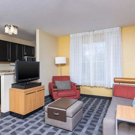 Towneplace Suites By Marriott East Lansing Exterior foto