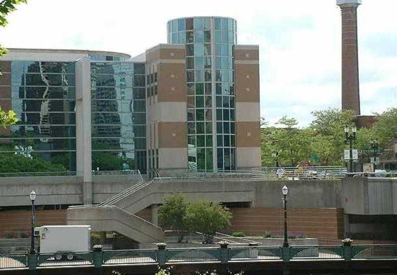 Towneplace Suites By Marriott East Lansing Amenidades foto